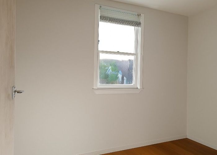  at 1/4 Sydney Street, Hauraki, North Shore City, Auckland