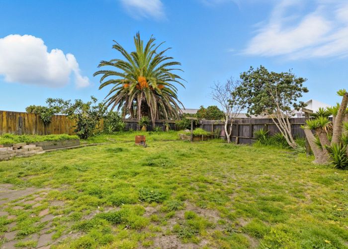  at 98A Eversham Road, Mount Maunganui