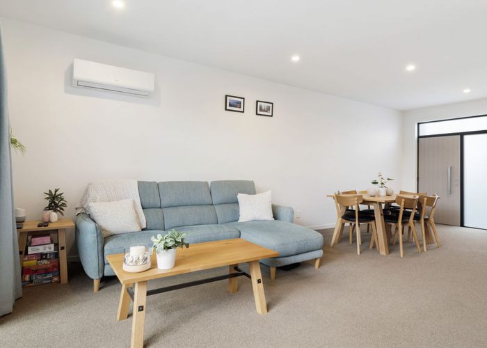  at 5/50 Ocean View Road, Northcote, Auckland