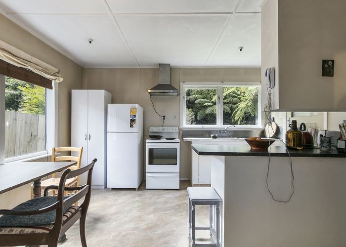  at 37 Sunny Grove, Wainuiomata, Lower Hutt