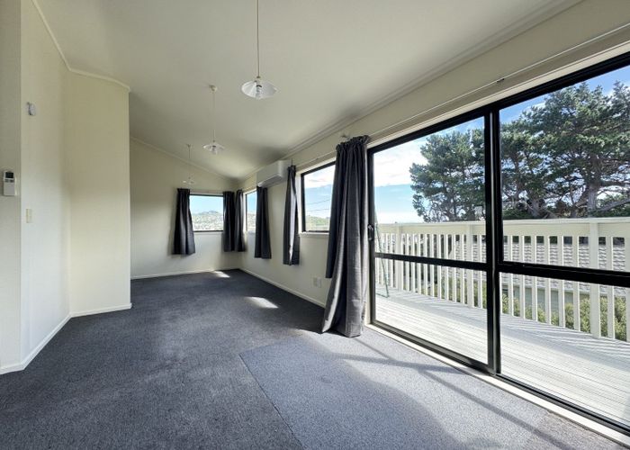  at 28 Morere Street, Titahi Bay, Porirua, Wellington