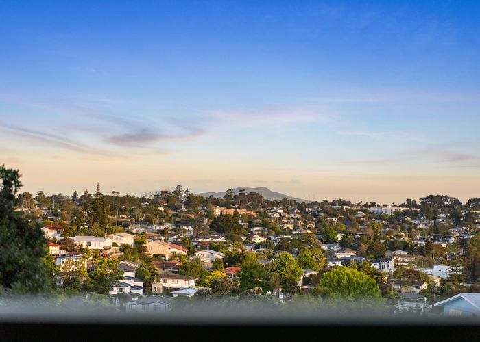  at 251 Sunset Road, Sunnynook, North Shore City, Auckland
