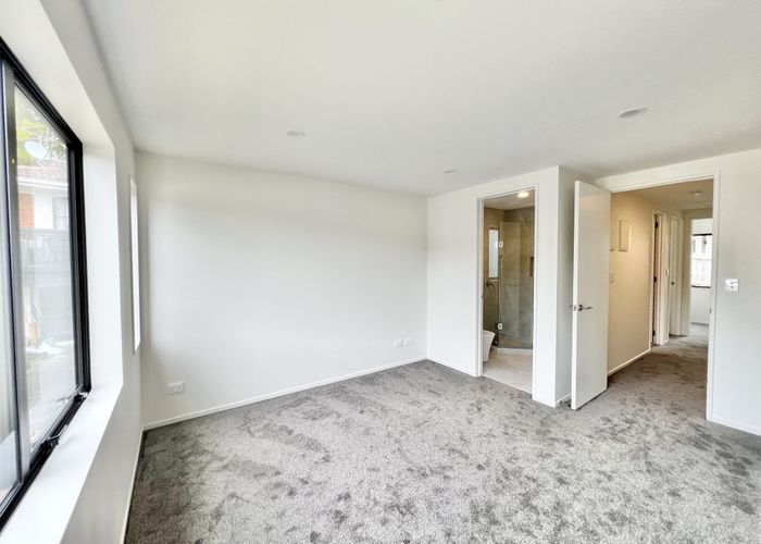  at 7 Serrata Place, Browns Bay, North Shore City, Auckland