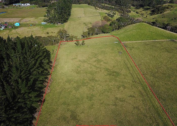  at 81 Pairatahi Road, Kaingaroa
