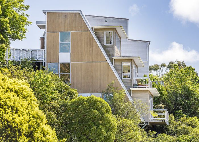  at 28 Tiketike Way, Brooklyn, Wellington