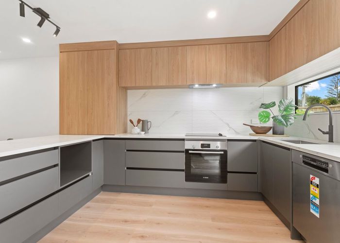  at 7E Mildmay Road, Henderson, Waitakere City, Auckland