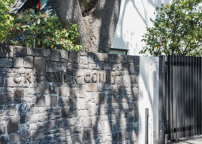  at 4/35 Kilmore Street, Christchurch Central, Christchurch