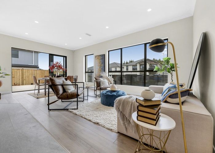  at 4 Knockanara Drive, Flat Bush, Manukau City, Auckland