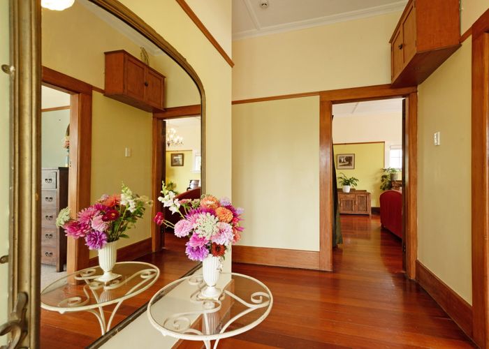  at 383 Karori Road, Karori, Wellington