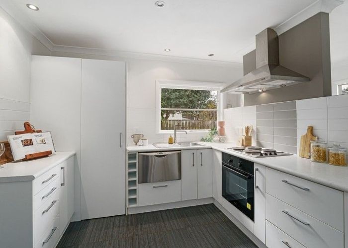  at 9 Percival Road, Paraparaumu Beach, Kapiti Coast, Wellington
