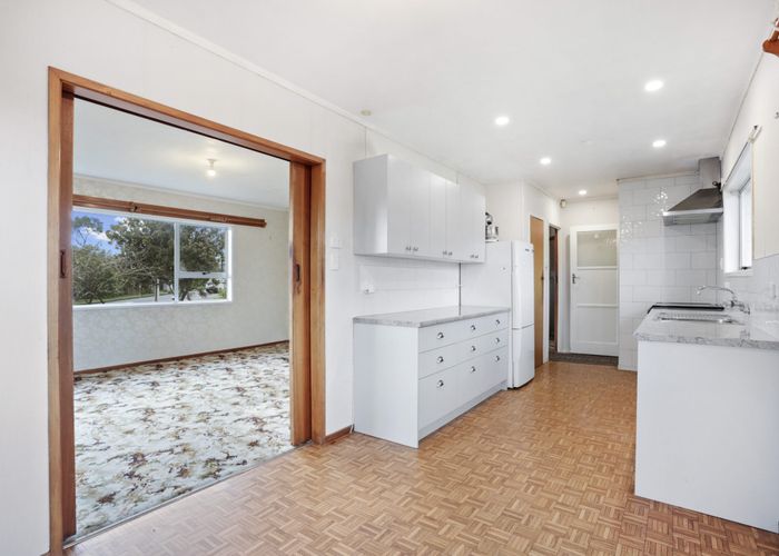  at 412 West Coast Road, Glen Eden, Auckland