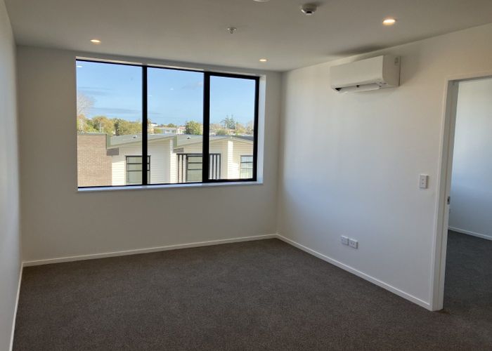  at 101/3 Rauemi Way, Te Atatu South, Waitakere City, Auckland