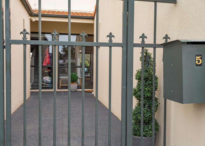 at 5/17 Devon Street, Sydenham, Christchurch City, Canterbury