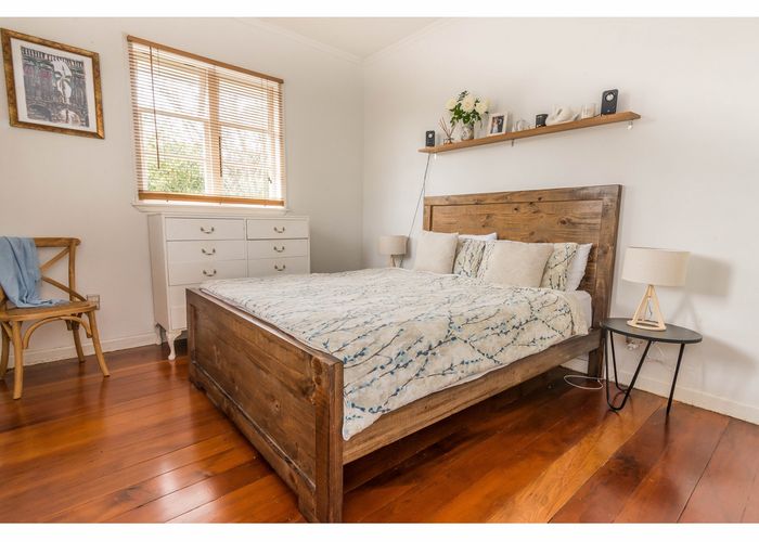  at 98 Atkinson Road, Titirangi, Auckland