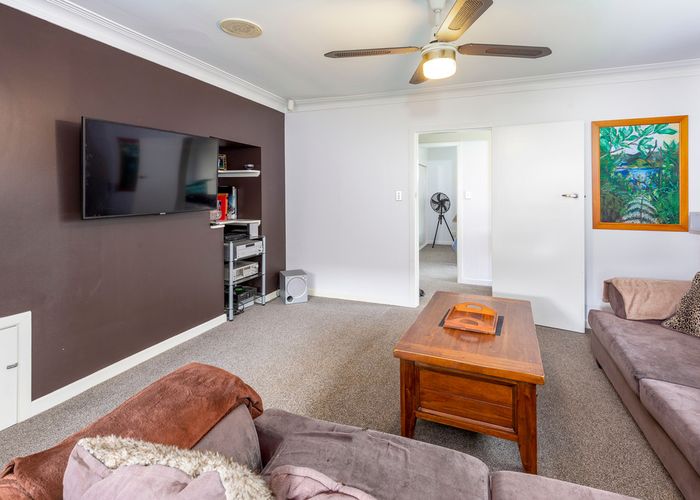  at 11 Glenbrook Road, Karaka, Papakura