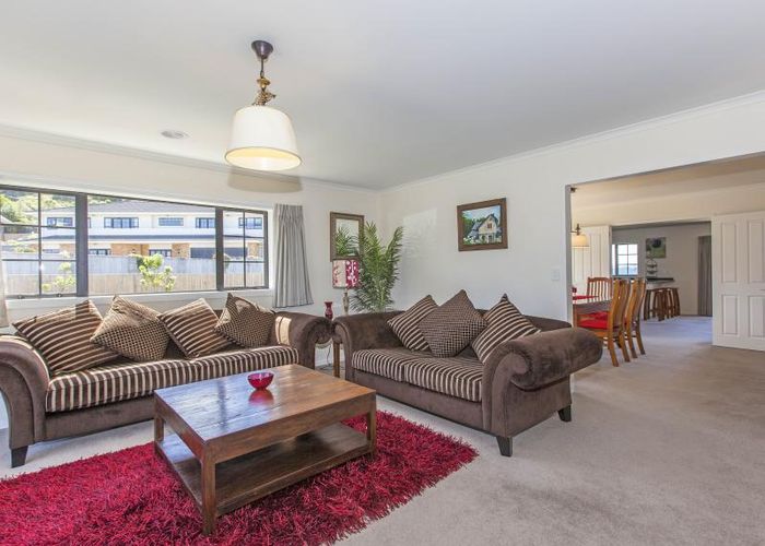  at 36 Arahiwi Grove, Tirohanga, Lower Hutt