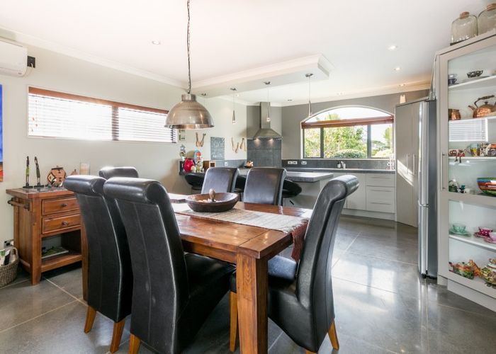  at 18 Delta Mews Place, Clive, Clive