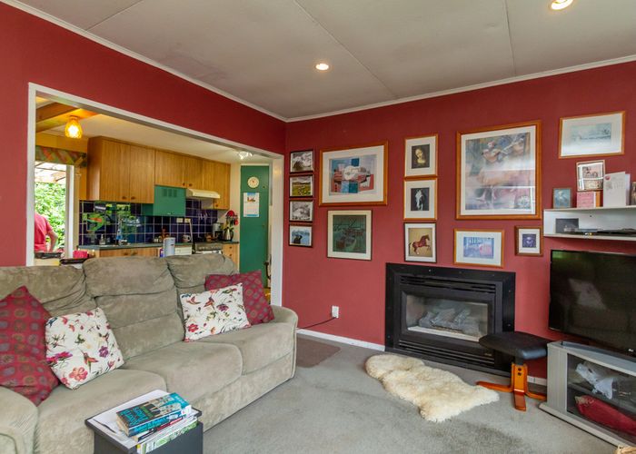  at 99 Wellington Road, Wainuiomata, Lower Hutt