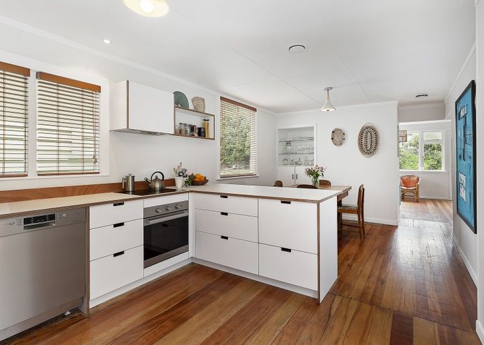  at 26 Brighton Street, Island Bay, Wellington