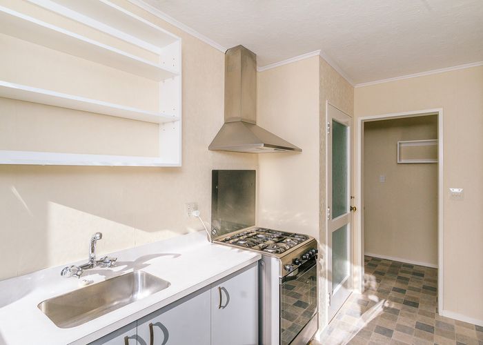  at 2/13 Vincent Street, Waterloo, Lower Hutt