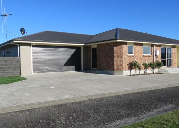 at 48 Andrews Street, Foxton Beach, Foxton