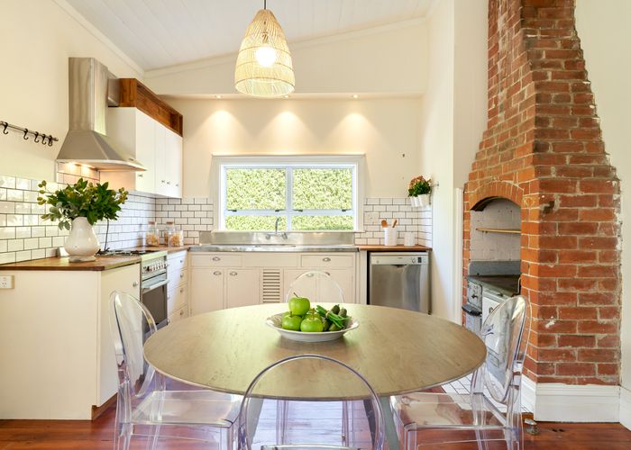  at 210 Pattison Road, Akina, Hastings