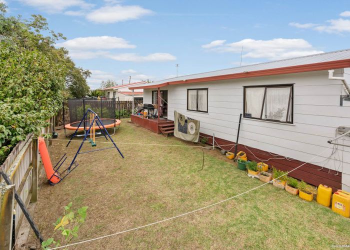  at 2/265 Puhinui Road, Papatoetoe, Auckland