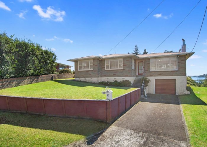  at 10 Beaufort Avenue, Brookfield, Tauranga