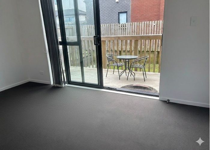  at 17 Aumarire Lane, Favona, Auckland