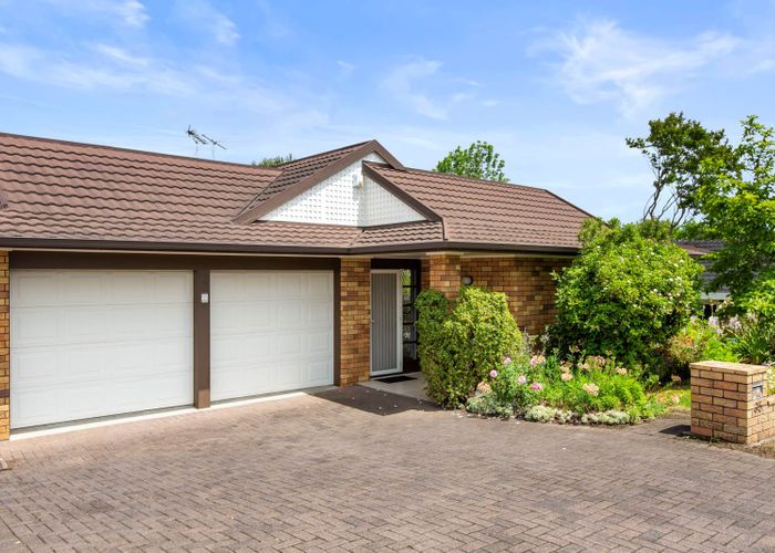  at 35 Kenneth Small Place, Remuera, Auckland