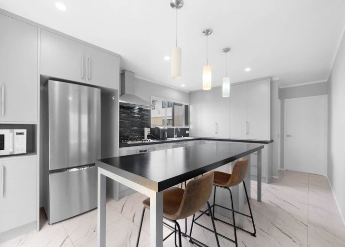  at 1/36 Edwards Avenue, Henderson, Waitakere City, Auckland