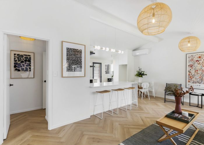  at 1/16 Otakau Road, Milford, Auckland