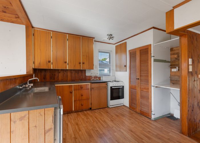  at 43 Wairau Road, Oakura, New Plymouth, Taranaki