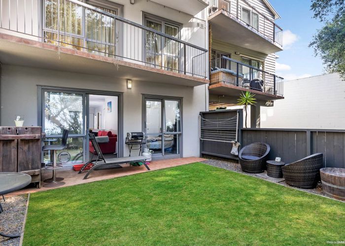  at 36E Eric Paton Way, Saint Johns, Auckland