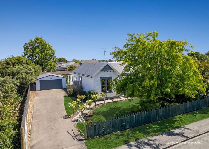 at 33 Cross Street, Allenton, Ashburton