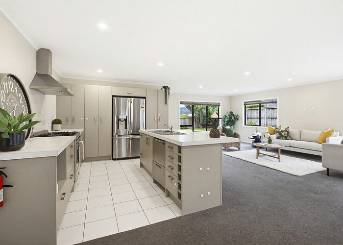  at 3 Nelson Avenue, Aotea, Porirua, Wellington