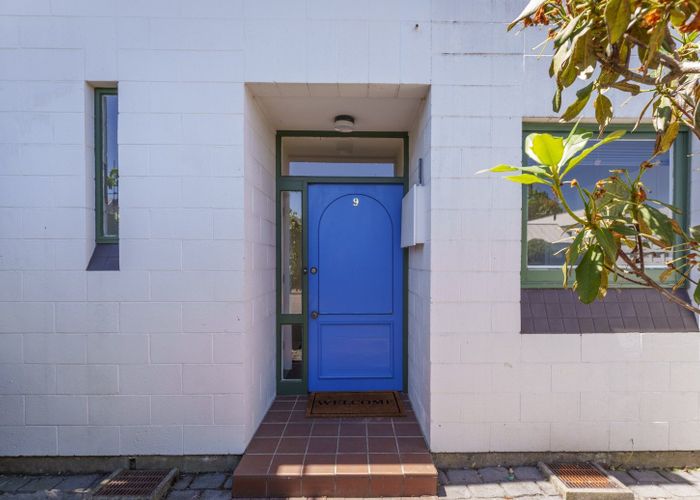  at 9/24 Shrewsbury Street, Merivale, Christchurch City, Canterbury