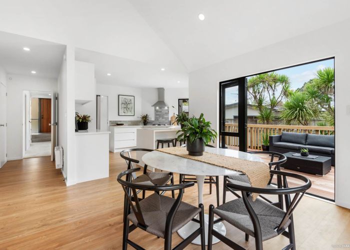  at 90D Atkinson Road, Titirangi, Auckland