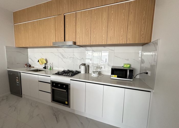  at 24 Waihou Crescent, Albany Heights, Auckland