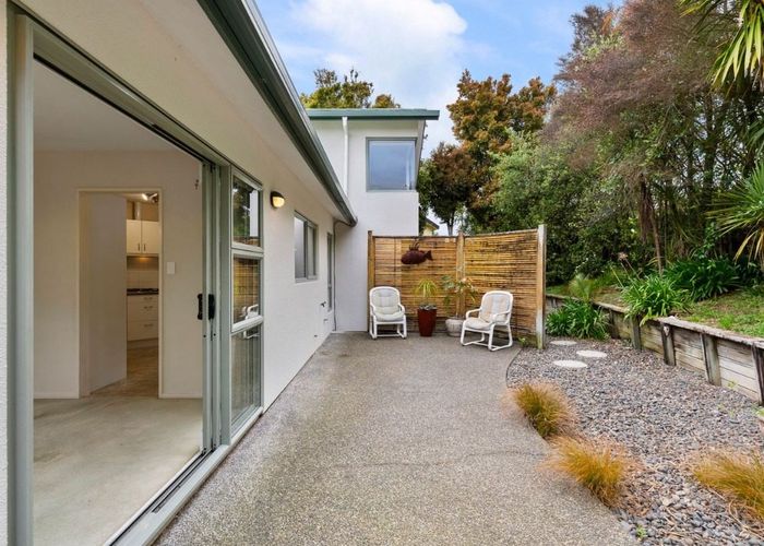  at 4 San Ambrosio Rise, Henderson, Waitakere City, Auckland