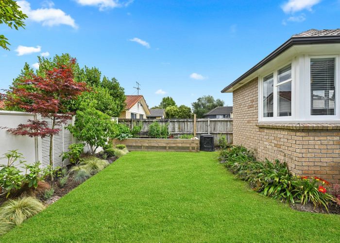  at 124 Clarkin Road, Fairfield, Hamilton