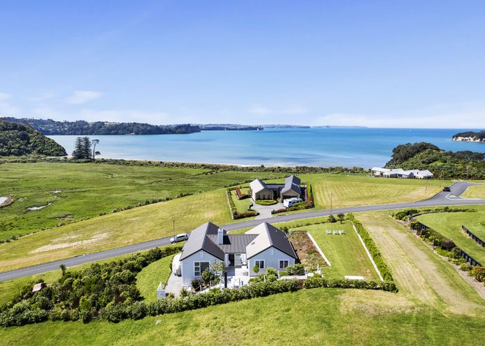  at 98 Ahumoana Road, Albany