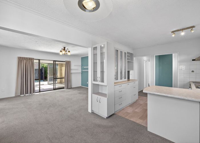  at 2/70 Marlow Road, Aranui, Christchurch City, Canterbury