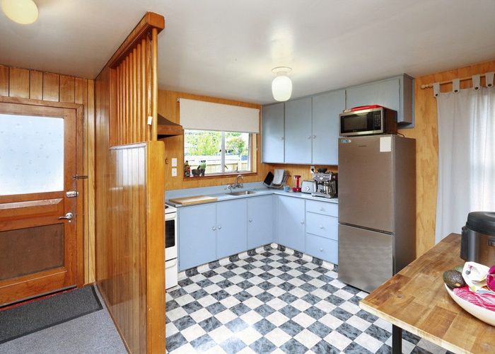  at 1/8 Pawaho Place, Heathcote, Christchurch City, Canterbury