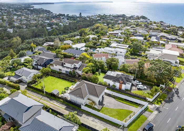  at 130 Aberdeen Road, Campbells Bay, Auckland