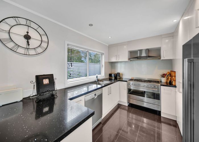  at 79 Beach Rd, Papakura, Papakura