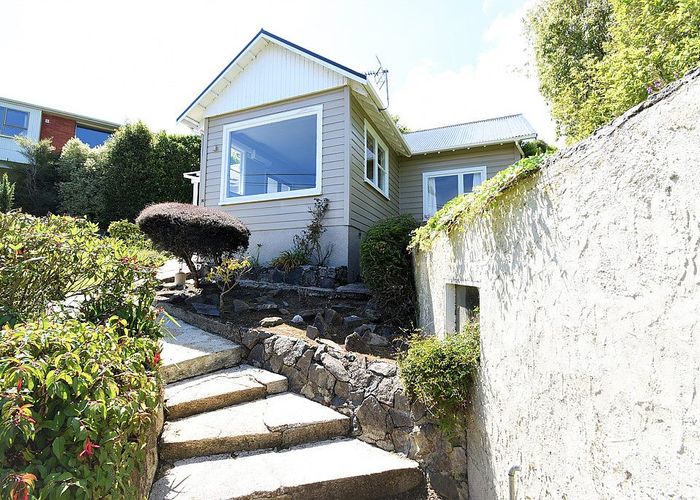  at 16 Marine Parade, Macandrew Bay, Dunedin