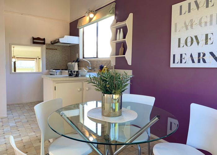  at 2/39 Brunton Place, Glenfield, Auckland