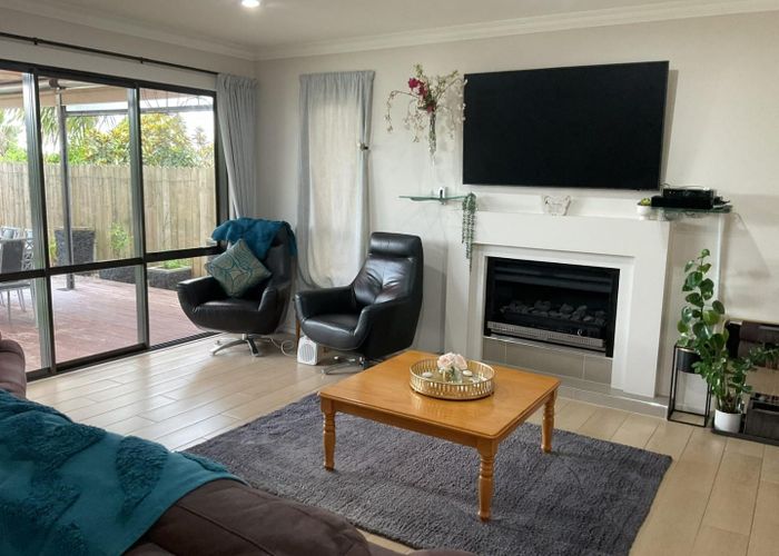  at 16 Keating Rise, Northcross, North Shore City, Auckland