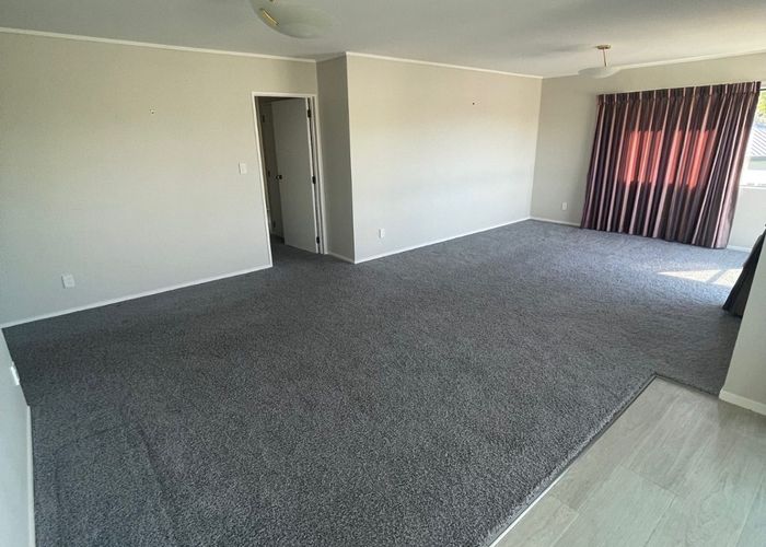  at 87 Glenvar Road, Torbay, Auckland